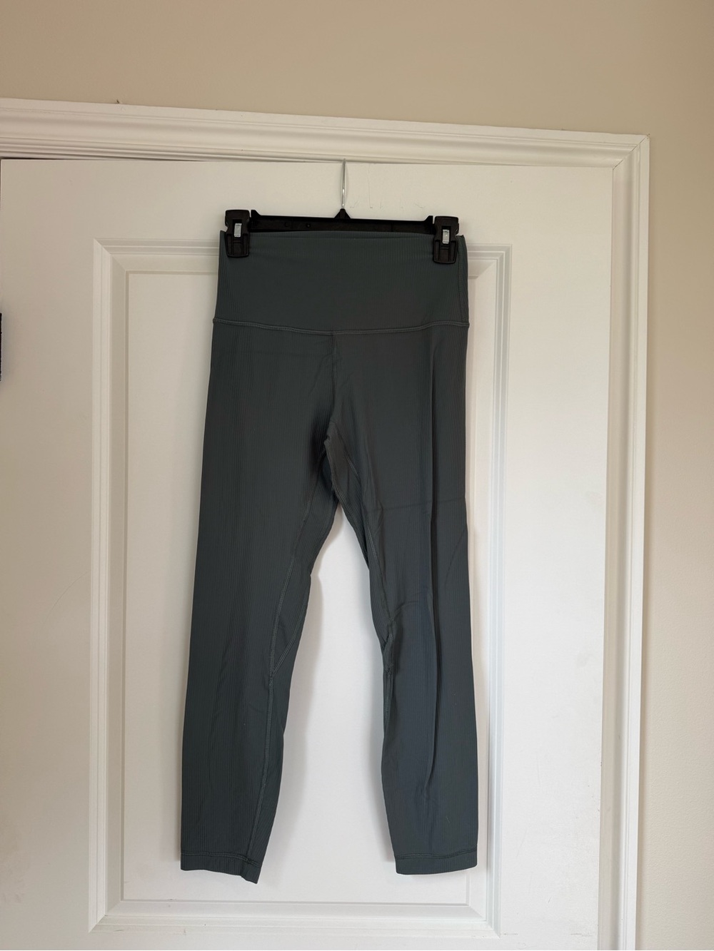lululemon athletica High-Rise Cropped Leggings in Slate Gray